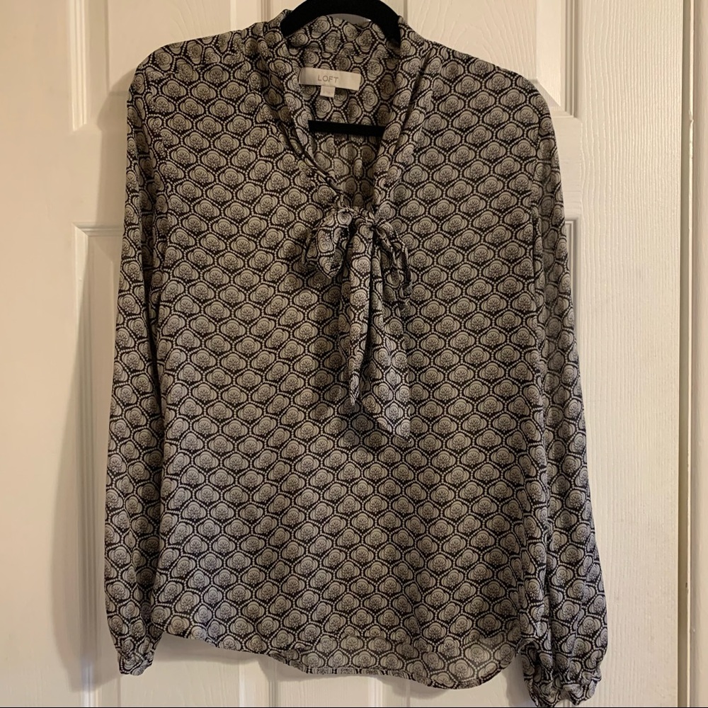 Loft front tie blouse
